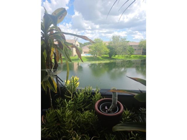  3 BR,  2.00 BTH &nbsp; style home in Miami