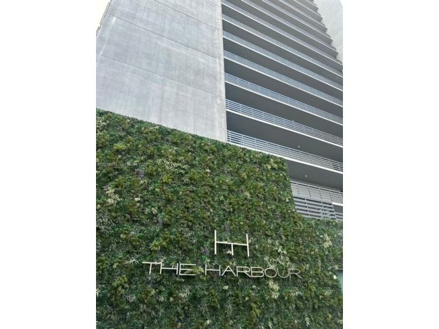  2 BR,  2.00 BTH &nbsp; style home in North Miami Beach