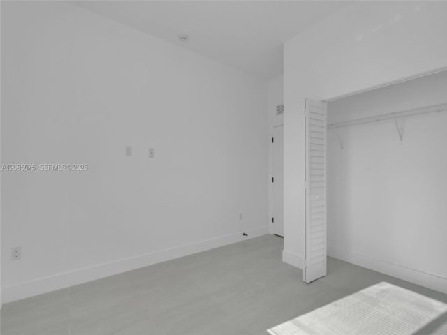 [PHOTO]