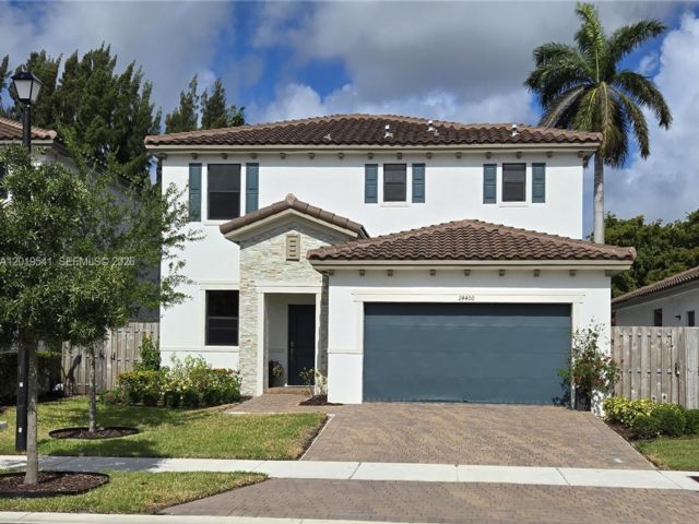  4 BR,  2.50 BTH &nbsp; style home in Homestead