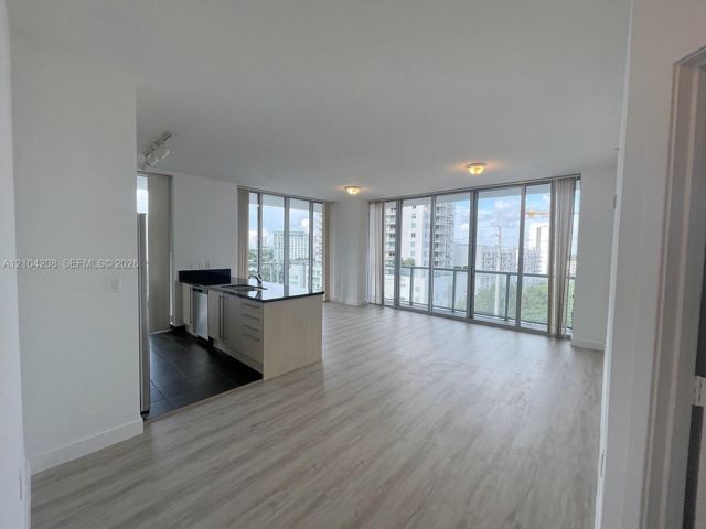  2 BR,  2.00 BTH &nbsp; style home in Miami