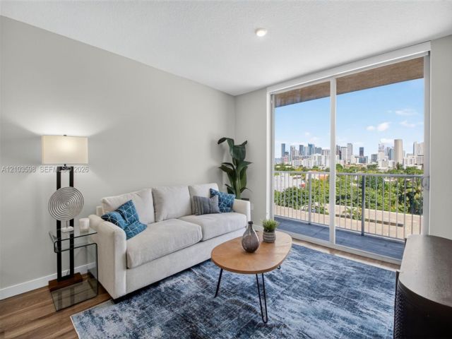  1 BR,  1.00 BTH &nbsp; style home in Miami