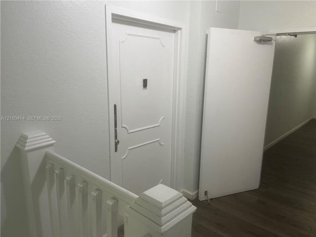 [PHOTO]