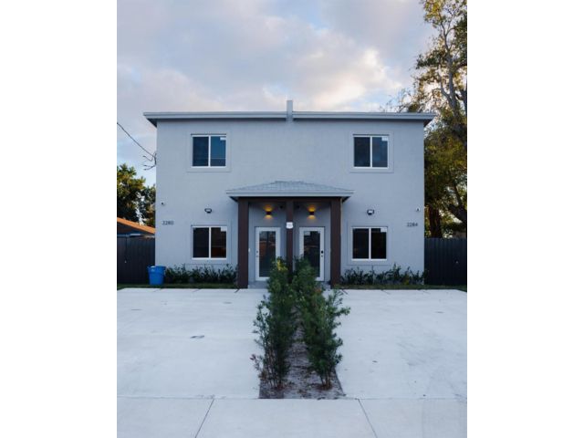  3 BR,  2.50 BTH &nbsp; style home in Miami