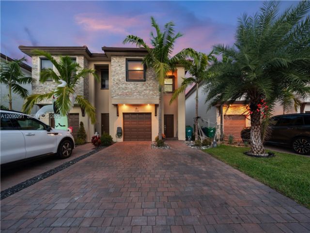  3 BR,  2.50 BTH &nbsp;Townhouse style home in Homestead