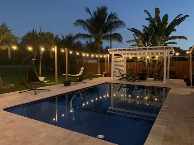  3 BR,  2.50 BTH &nbsp; style home in Sunrise
