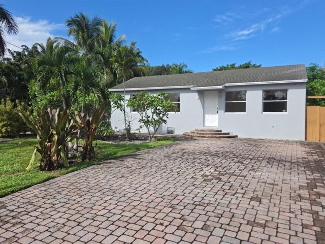  3 BR,  2.00 BTH &nbsp; style home in Lake Worth