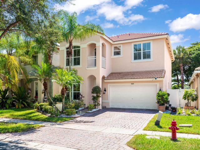  4 BR,  2.50 BTH &nbsp; style home in Lake Worth