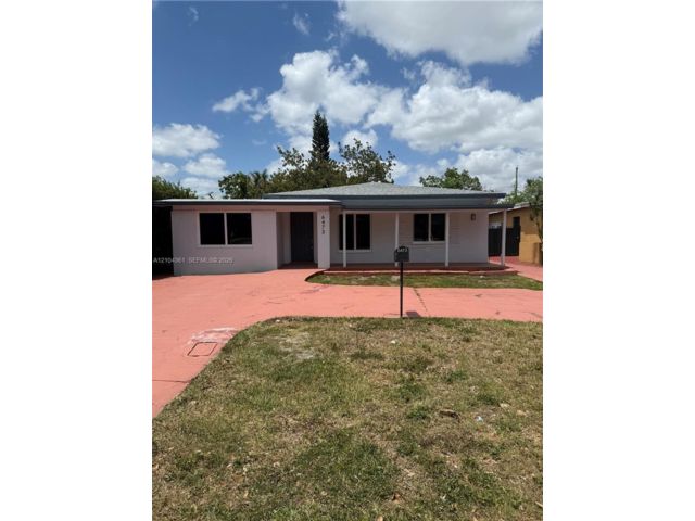  3 BR,  3.00 BTH &nbsp; style home in Miami