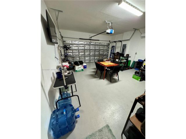 [PHOTO]