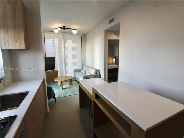  2 BR,  2.00 BTH &nbsp; style home in Miami