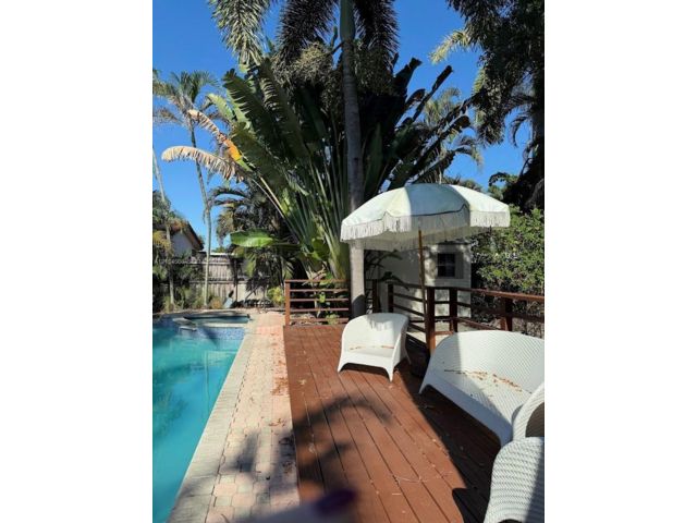  3 BR,  2.00 BTH &nbsp; style home in Hollywood