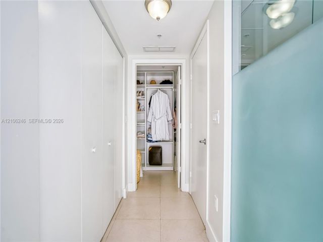 [PHOTO]