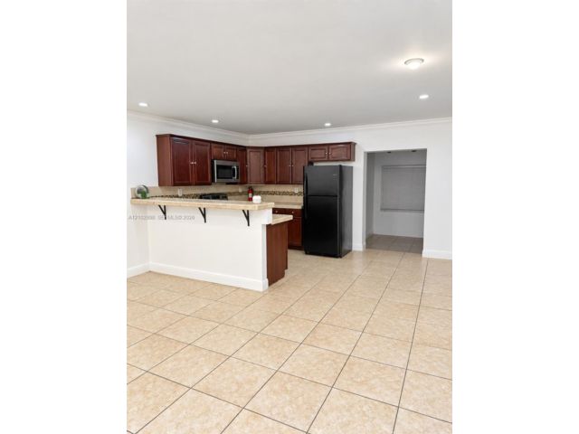  2 BR,  1.00 BTH &nbsp; style home in Biscayne Park