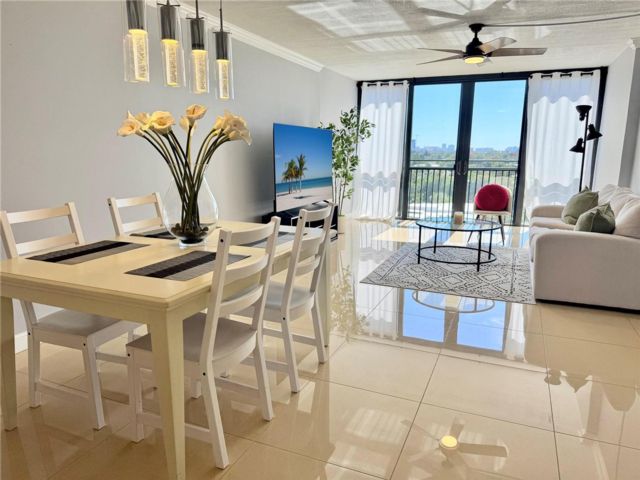  2 BR,  1.00 BTH &nbsp; style home in Hillsboro Beach