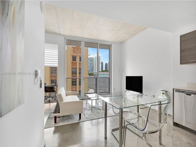  1 BR,  1.00 BTH &nbsp; style home in Miami
