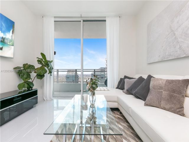  1 BR,  1.00 BTH &nbsp; style home in Miami