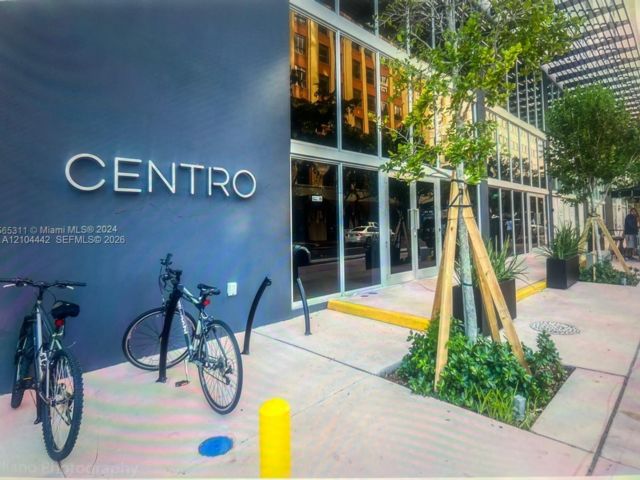  2 BR,  1.00 BTH &nbsp; style home in Miami