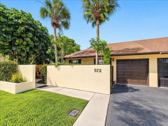  3 BR,  2.00 BTH &nbsp; style home in Delray Beach