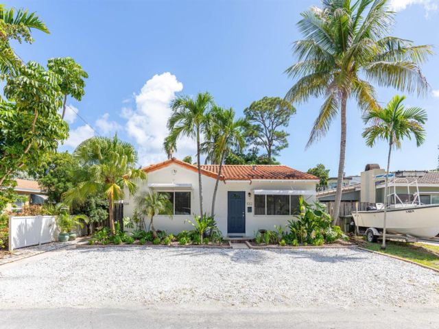 2 BR,  1.00 BTH &nbsp; style home in Fort Lauderdale