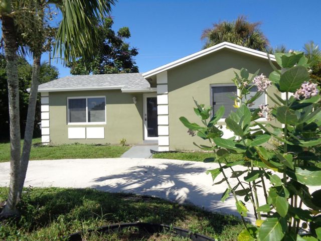  2 BR,  1.00 BTH &nbsp; style home in Boca Raton