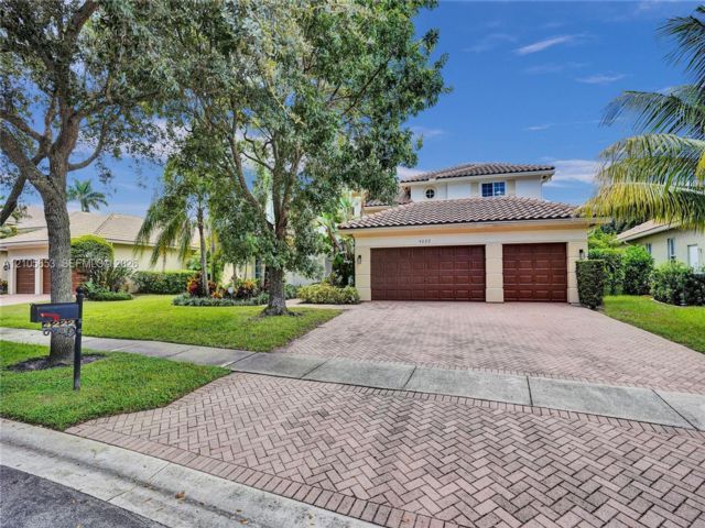  4 BR,  3.00 BTH &nbsp; style home in Lake Worth