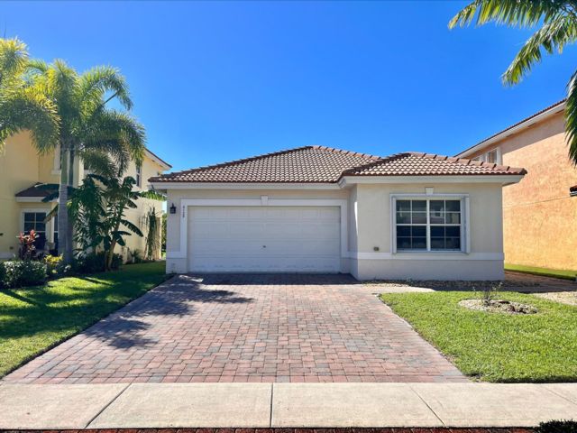 3 BR,  2.00 BTH &nbsp; style home in West Palm Beach