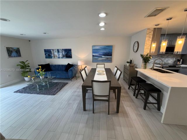 [Miami Real Estate, listing number 3350845]