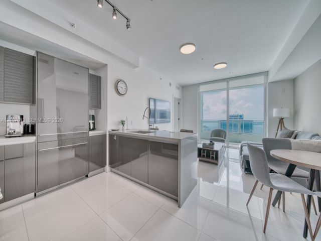  1 BR,  1.50 BTH &nbsp; style home in Miami