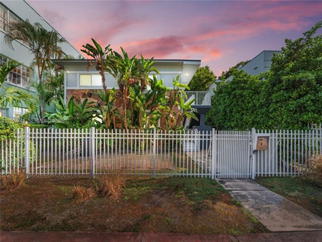  1 BR,  1.00 BTH &nbsp; style home in Carl Fisher