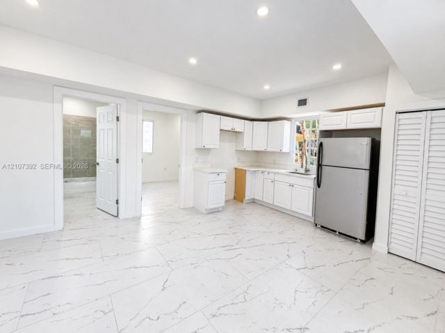  2 BR,  1.00 BTH &nbsp; style home in Miami