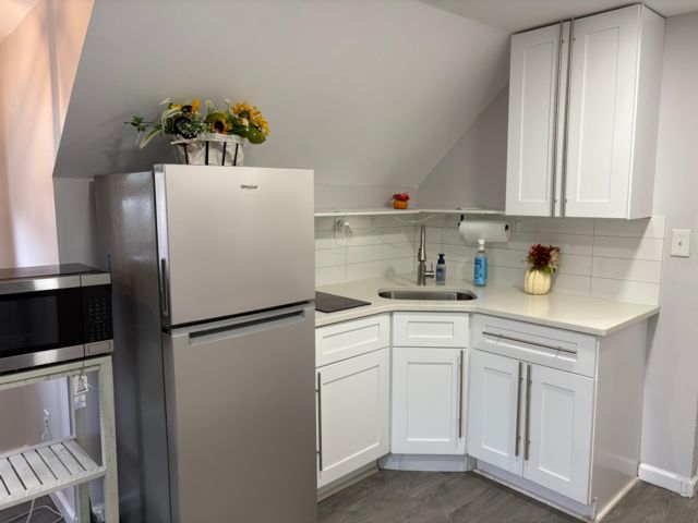  1 BR,  1.00 BTH &nbsp;Apartment style home in Bethpage