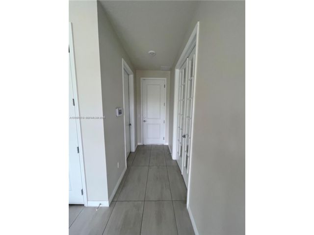 [PHOTO]