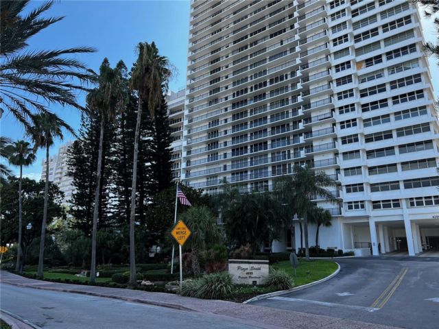  2 BR,  2.00 BTH &nbsp; style home in Fort Lauderdale