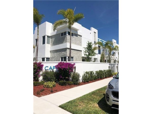  3 BR,  2.50 BTH &nbsp; style home in Fort Lauderdale