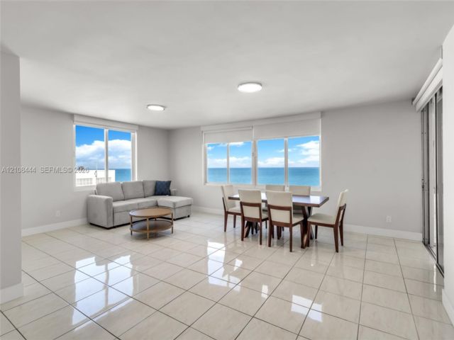  2 BR,  1.00 BTH &nbsp; style home in Miami Beach