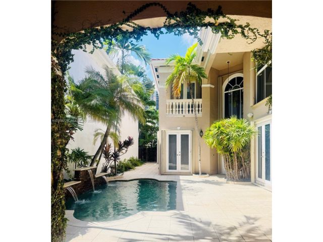  5 BR,  4.50 BTH &nbsp; style home in Sunny Isles Beach