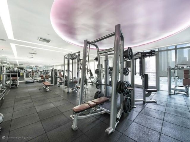 [PHOTO]