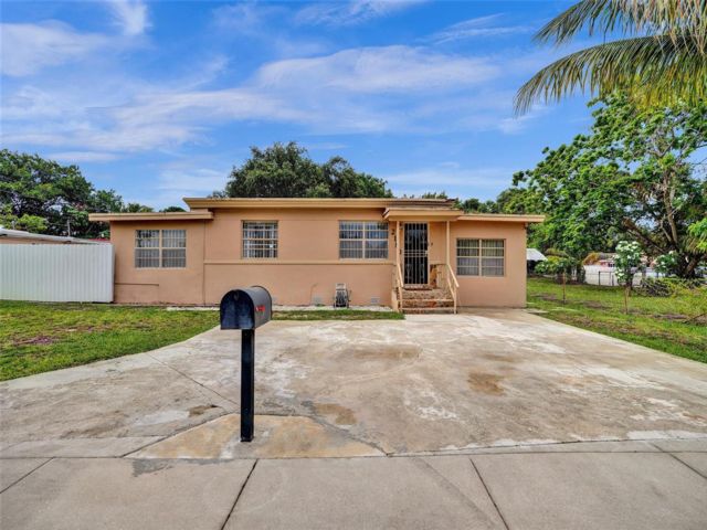  3 BR,  1.00 BTH &nbsp; style home in Miami