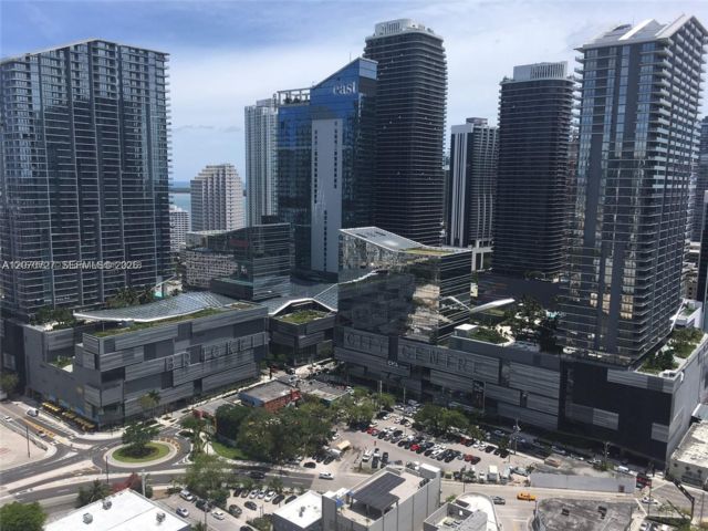  2 BR,  2.00 BTH &nbsp; style home in Miami