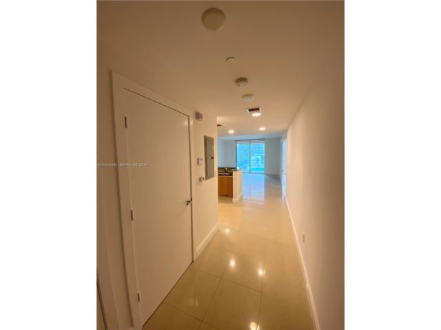  1 BR,  1.00 BTH &nbsp; style home in Miami