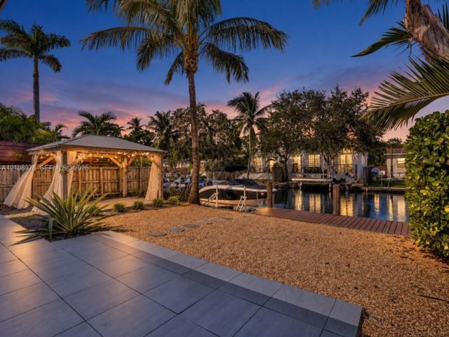  3 BR,  1.00 BTH &nbsp; style home in Fort Lauderdale