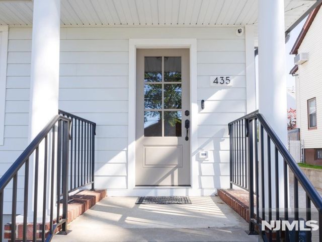  1 BR,  1.00 BTH &nbsp; style home in Lyndhurst