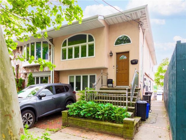 Studio,  0.00 BTH &nbsp;Multi-family style home in Mill Basin