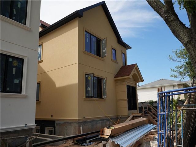 Studio,  5.00 BTH &nbsp;Multi-family style home in Annadale
