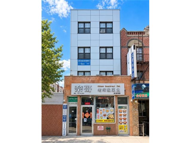 Studio,  0.00 BTH &nbsp;Commercial style home in Sunset Park