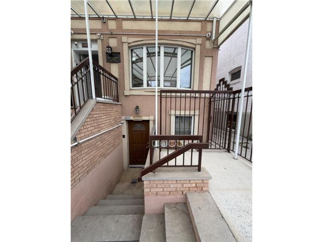 Studio,  0.00 BTH &nbsp;Office style home in Brighton Beach