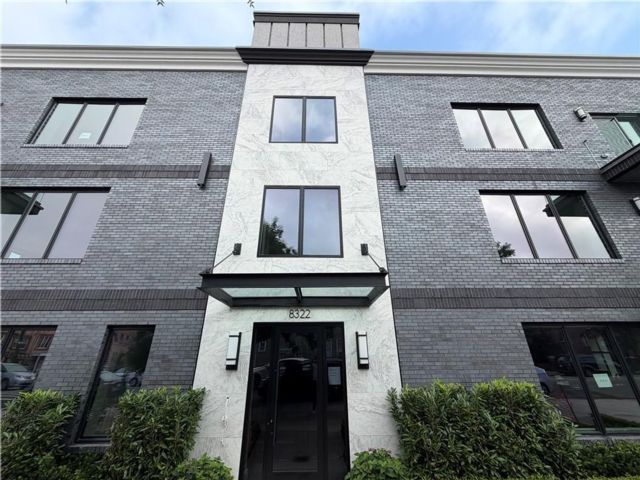  1 BR,  1.00 BTH &nbsp;Condominium style home in Bensonhurst