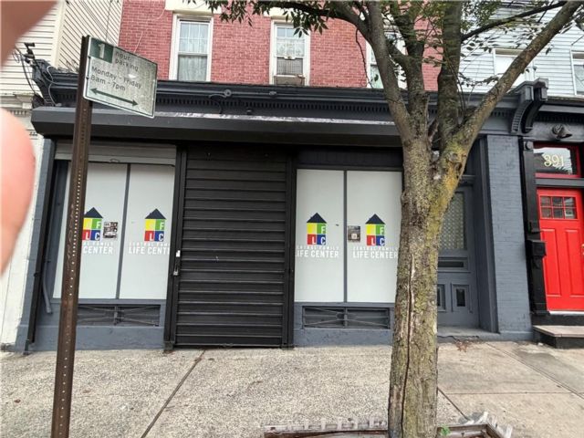Studio,  0.00 BTH &nbsp;Store style home in Stapleton