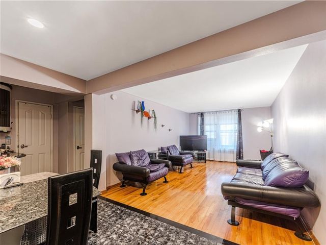  1 BR,  1.00 BTH &nbsp;Co-op style home in Brighton Beach